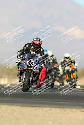 media/Dec-07-2024-CVMA (Sat) [[21c5f1ef85]]/Race 12-Supersport Middleweight/